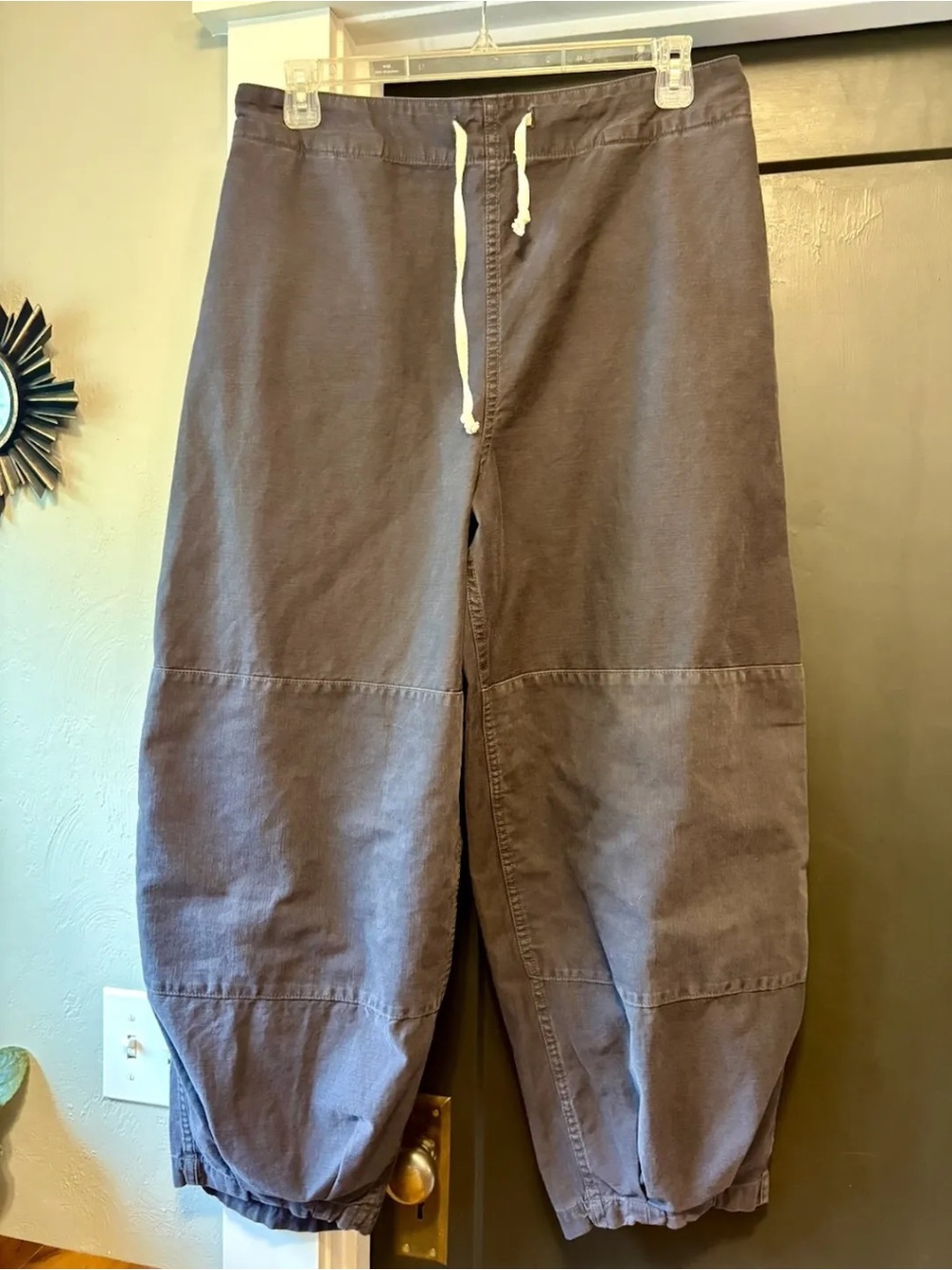 Imogene + Willie Flight Pants in Faded Black